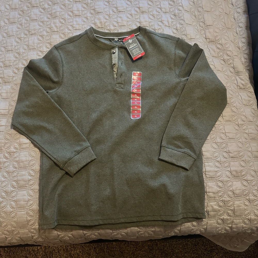 Mans Green Henley Shirt- NEW